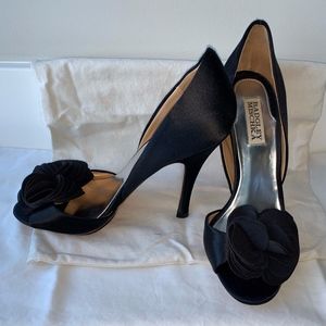 Badgley Mischka Black Satin Pumps - Size 7.5 US
